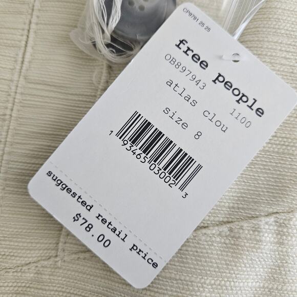 NWT Free People Atlas Cloud Front Button Pleated Textured Beige Mini Skirt 8 - Picture 9 of 11